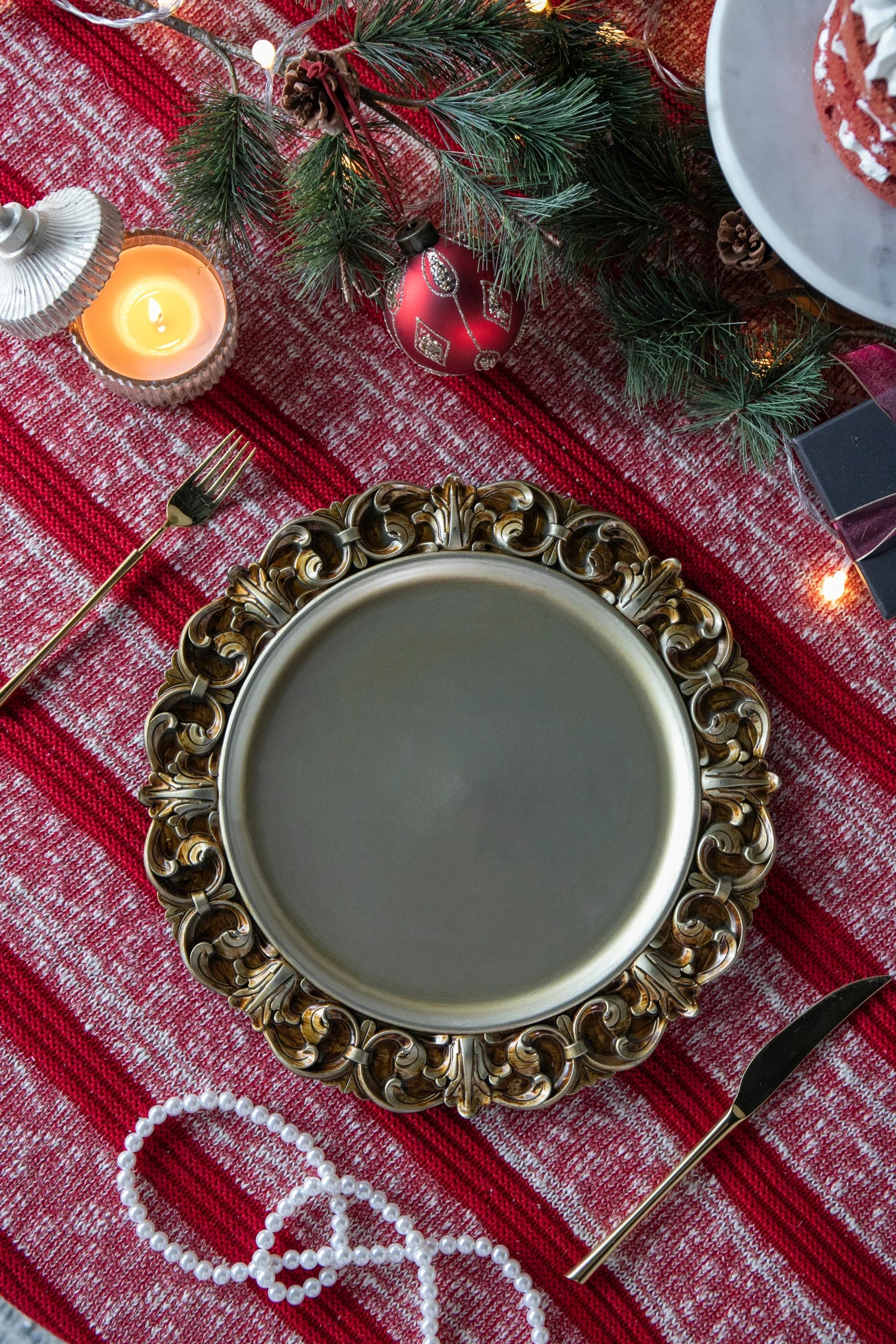 6 Pack Plastic Charger Plate, D14'