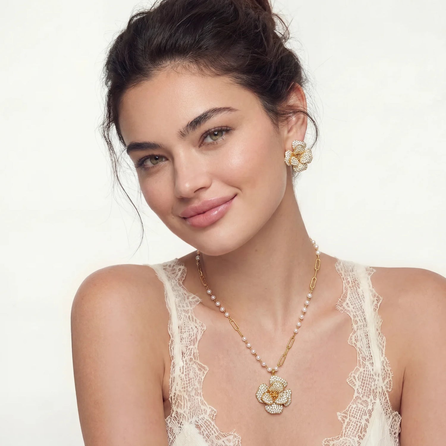 Bloom Luxe Ensemble – Necklace & Earrings Set