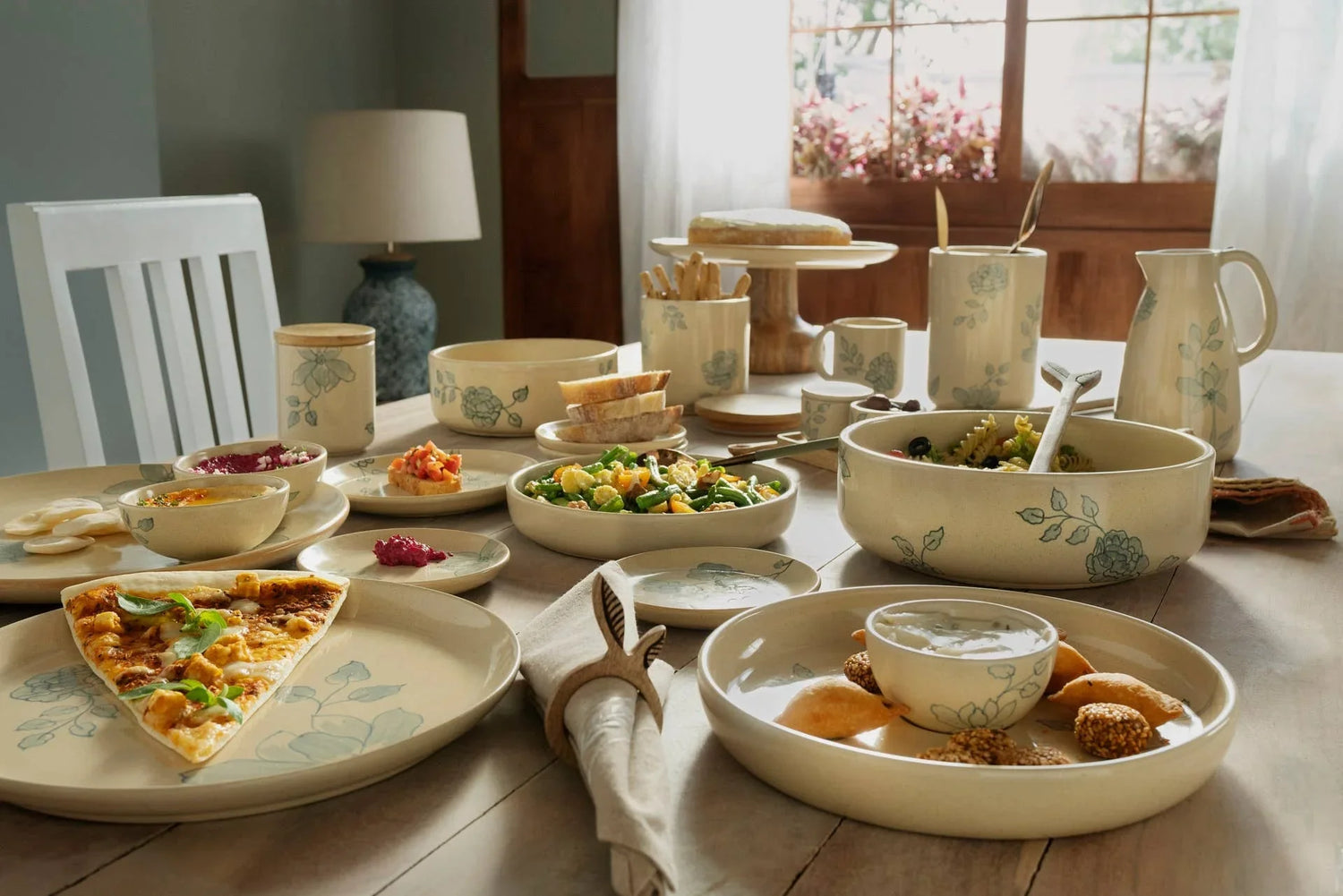 Handcrafted Ceramic Chip and Dip Bowl – Stylish Serving Bowl for Parties & Gatherings