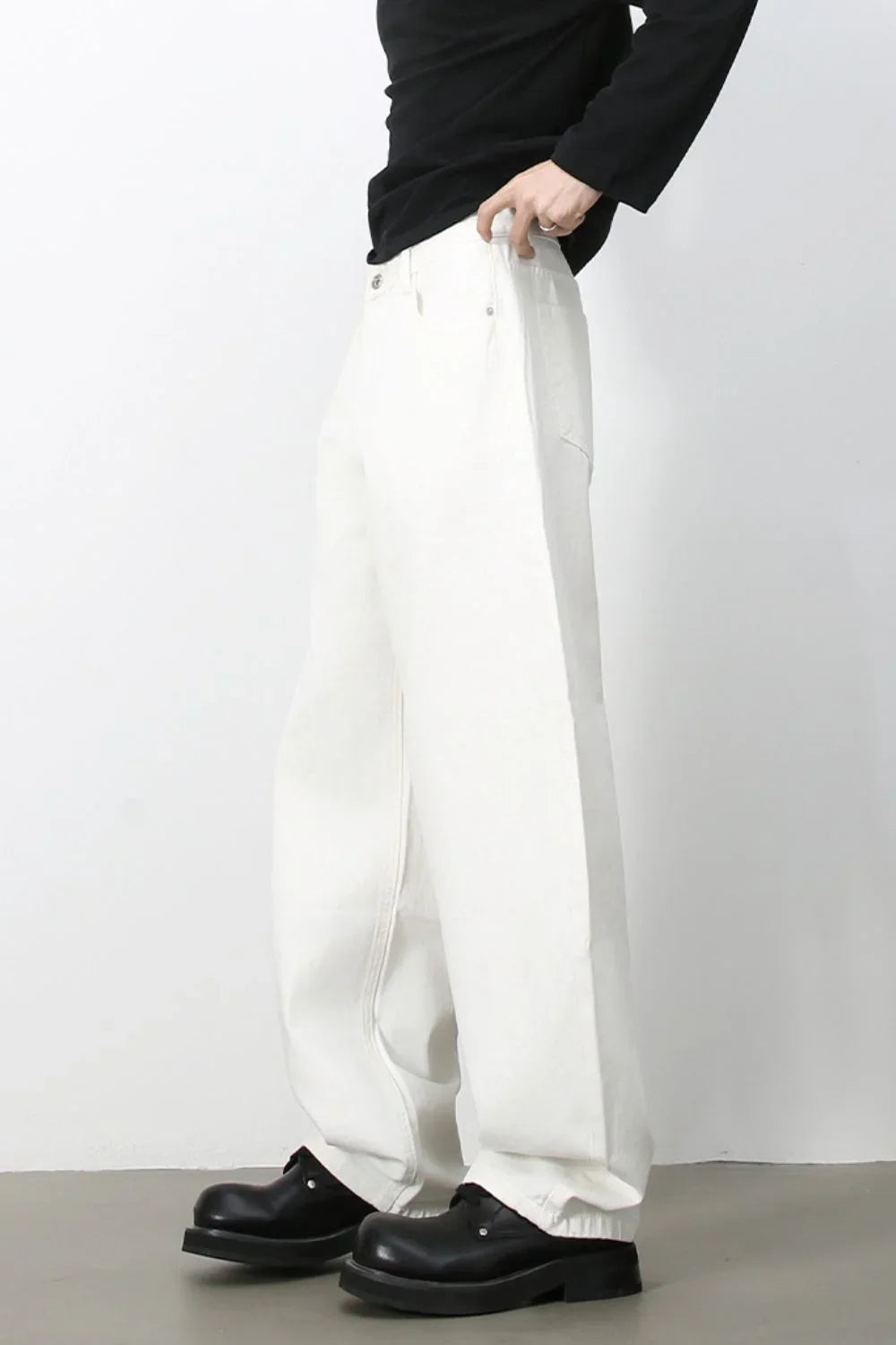 b2bba204-e541-4ecf-aa0c-1a08977eb8bc-Max