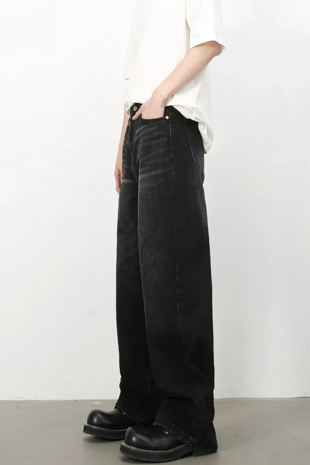 bd2417ed-b3f9-4691-ba06-1aecbfca2296-Max